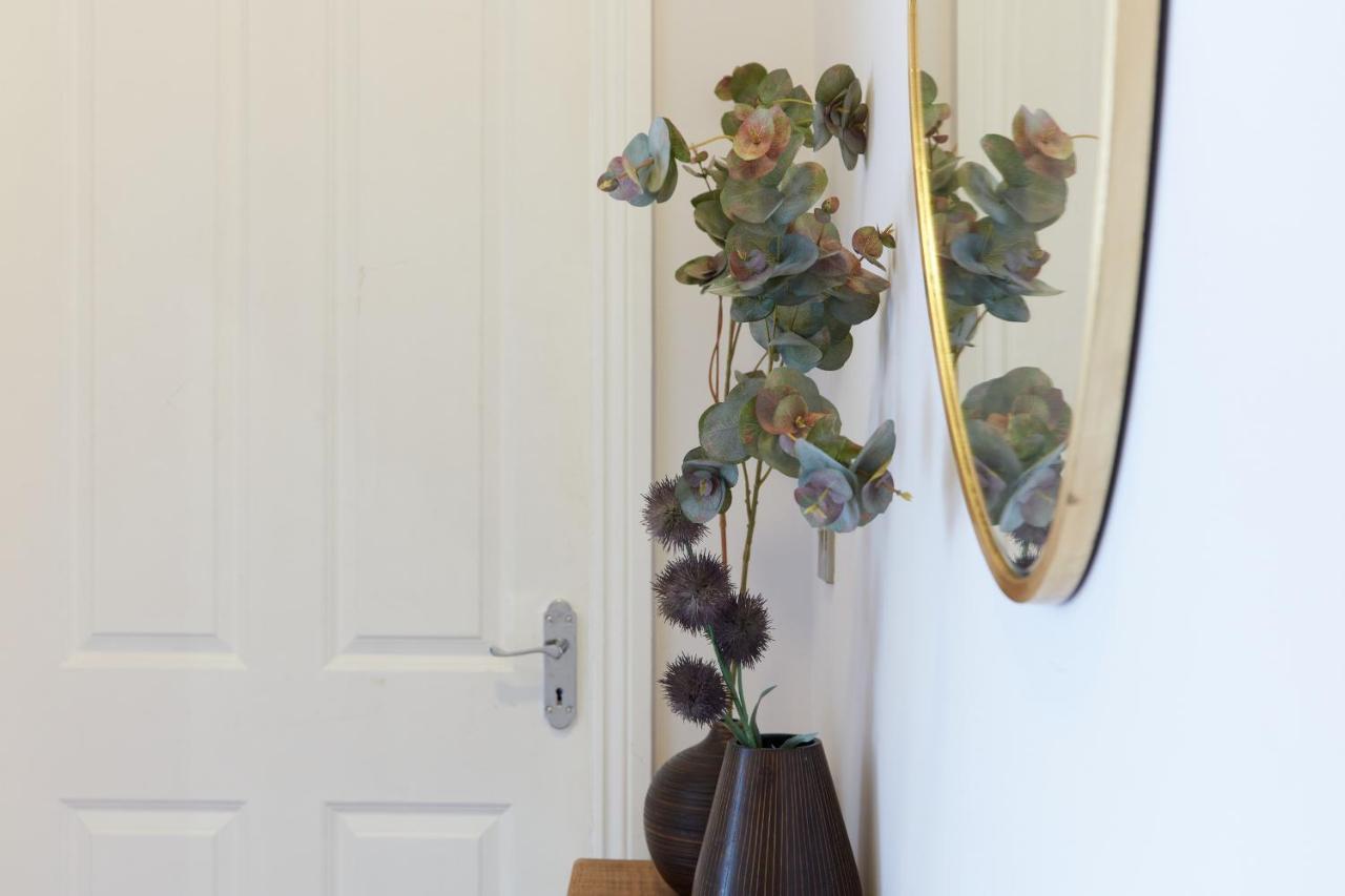 Finest Retreats - Olde Englishe Apt 4 Matlock  Bagian luar foto
