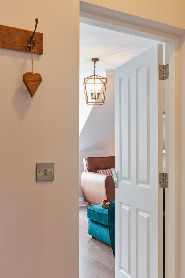 Finest Retreats - Olde Englishe Apt 4 Matlock  Bagian luar foto